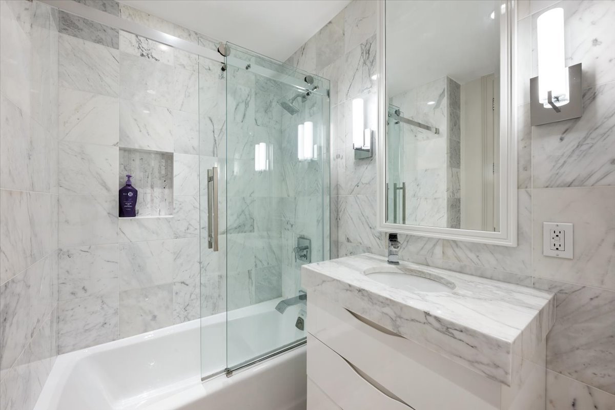 401 N Wabash Avenue Unit: 86B