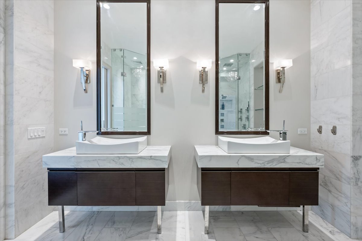 401 N Wabash Avenue Unit: 86B