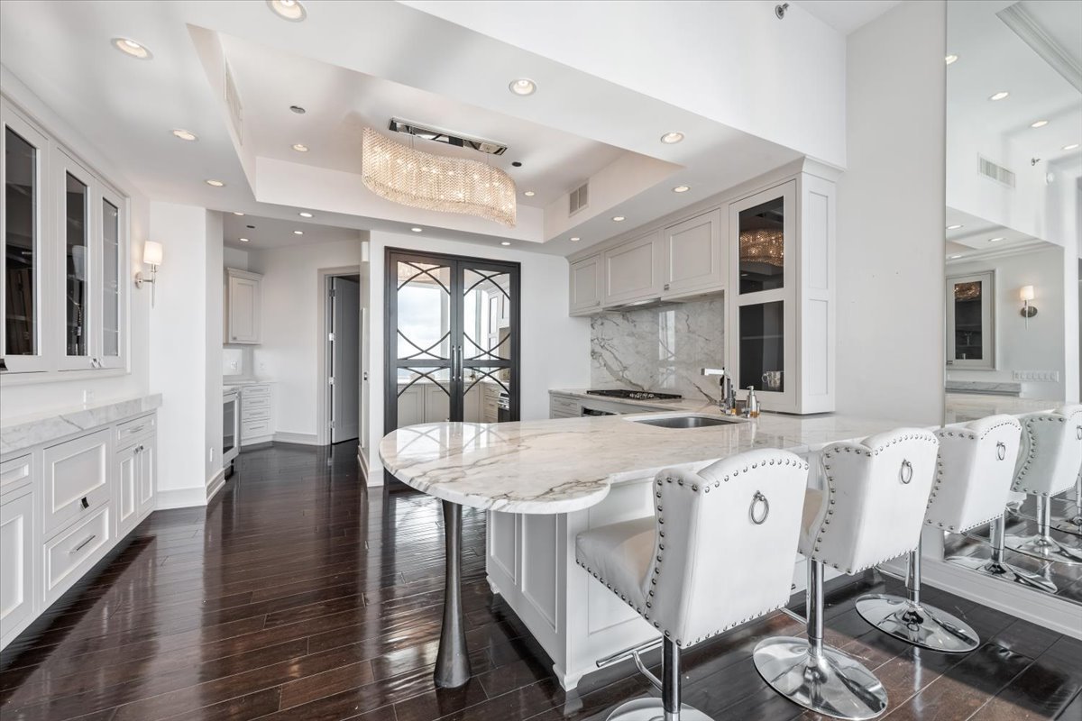 401 N Wabash Avenue Unit: 86B
