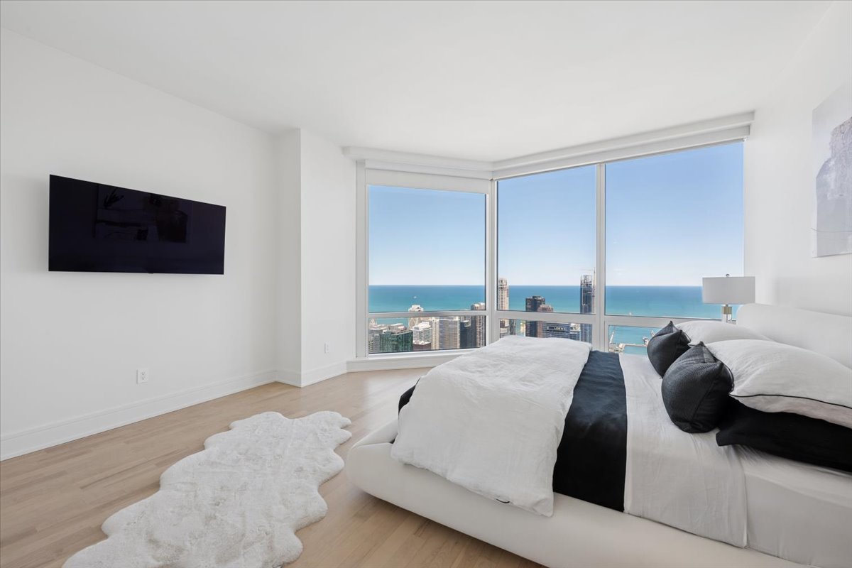 401 N Wabash Avenue Unit: 61G