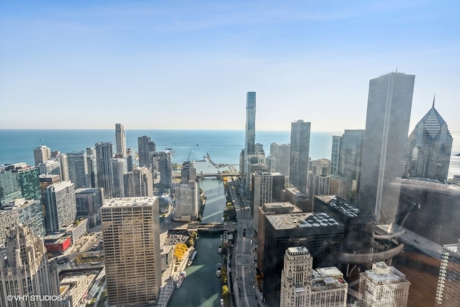 401 N Wabash Avenue Unit: 61G