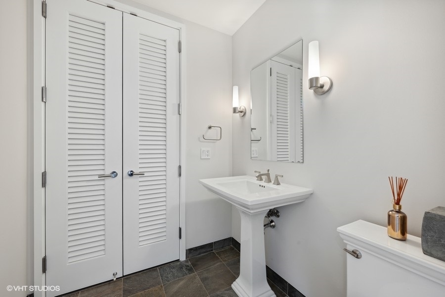 401 N Wabash Avenue Unit: 39E