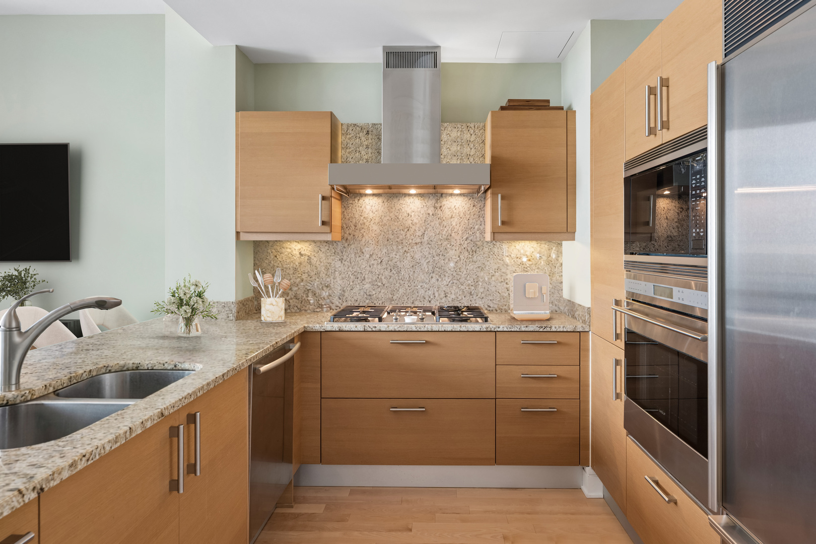 401 N Wabash Avenue Unit: 39E