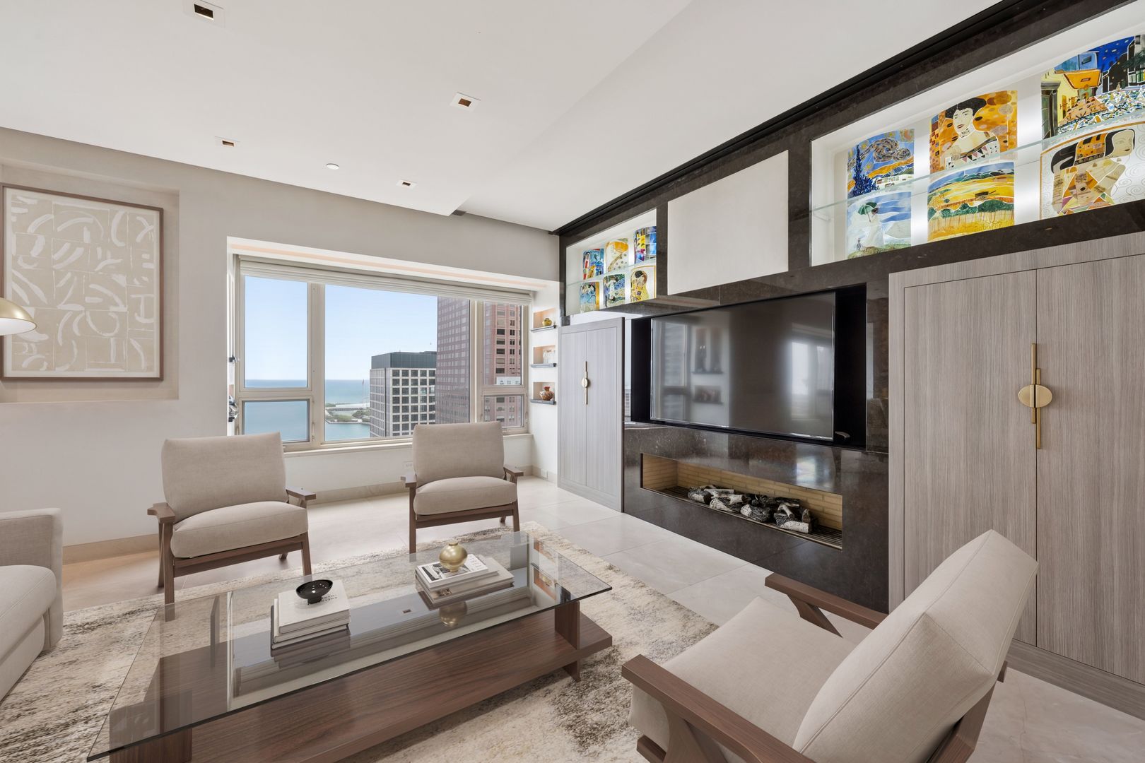 800 N Michigan Avenue Unit: 3301