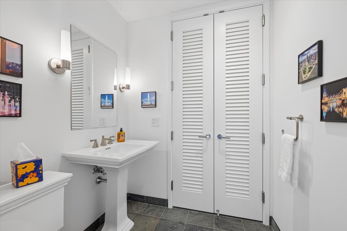 401 N Wabash Avenue Unit: 31i