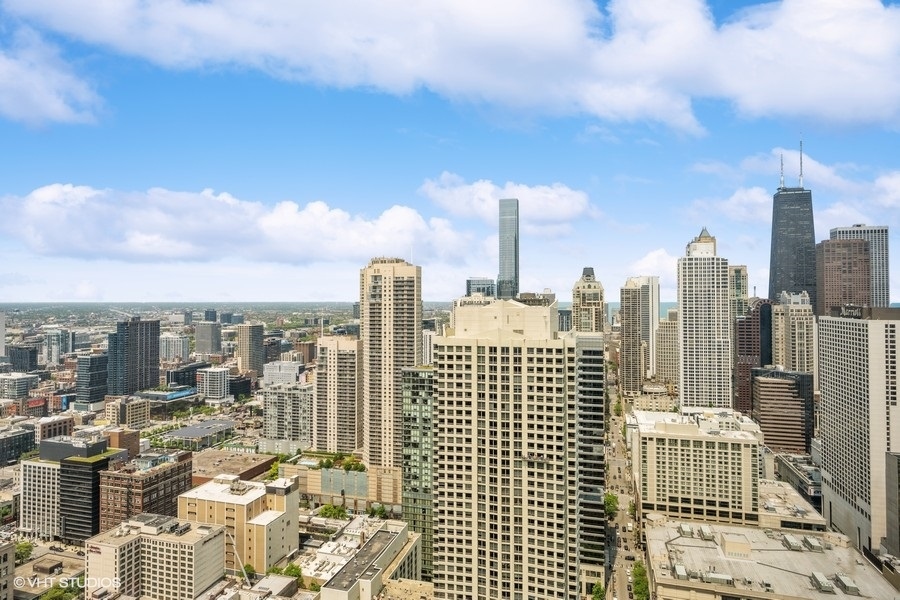 401 N Wabash Avenue Unit: 34F