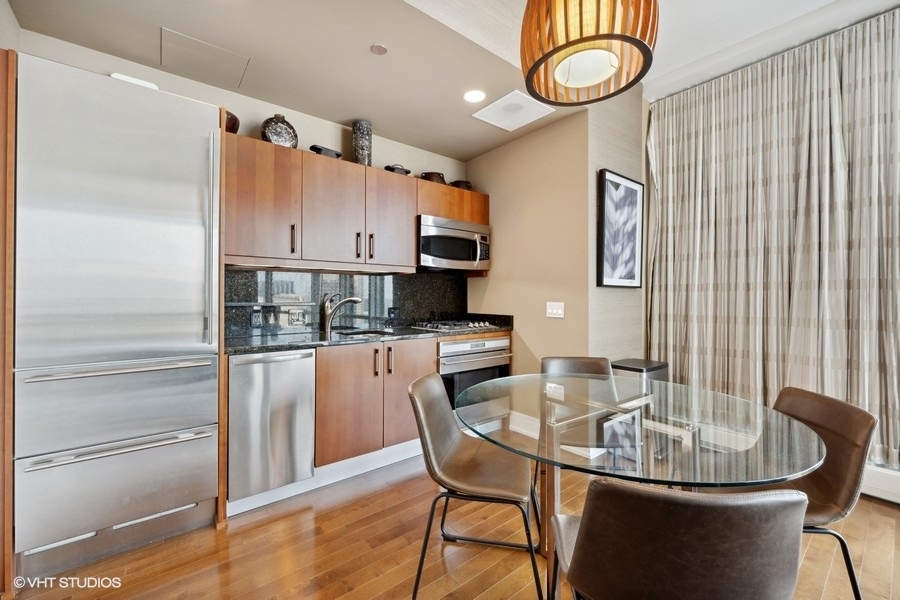 401 N Wabash Avenue Unit: 34F