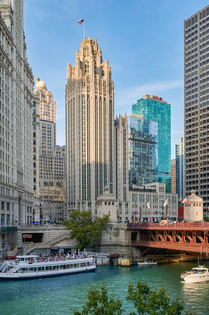 435 N Michigan Avenue Unit: 701