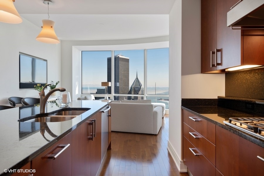 401 N Wabash Avenue Unit: 60E
