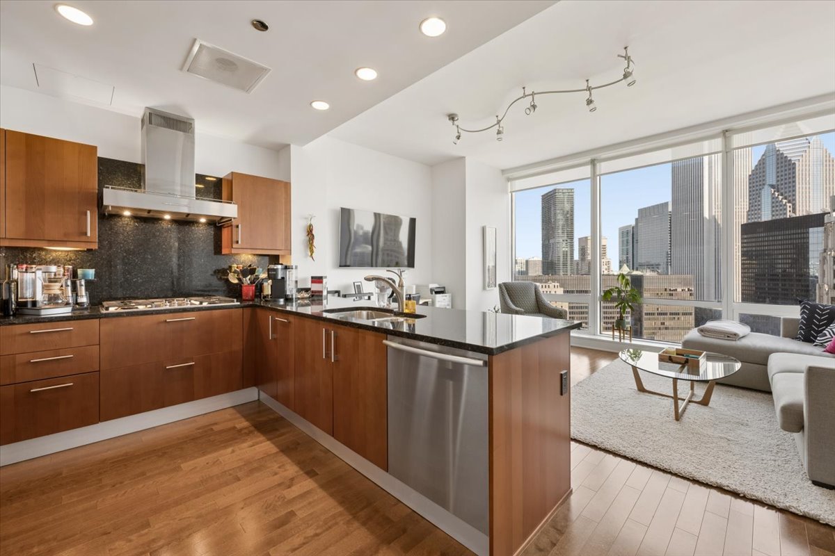 401 N Wabash Avenue Unit: 31i