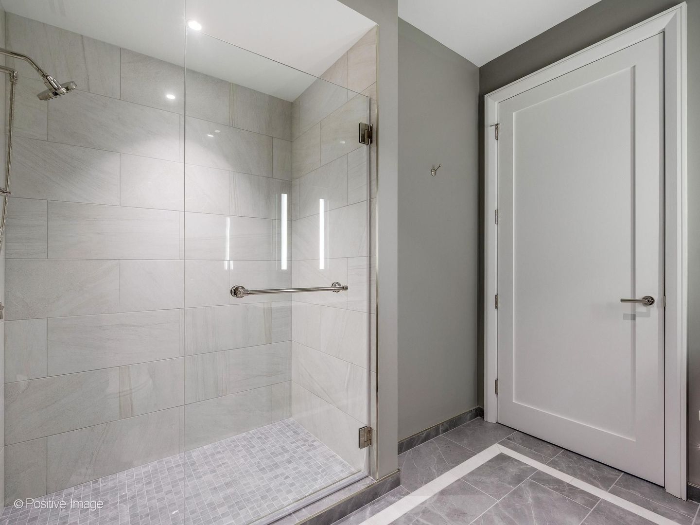 435 N Michigan Avenue Unit: 2601
