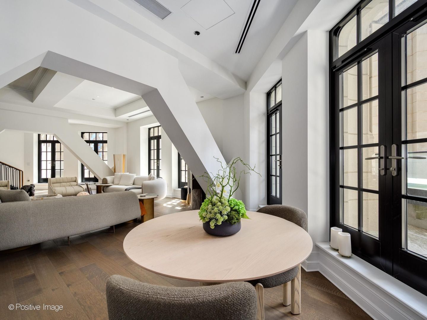 435 N Michigan Avenue Unit: 2601