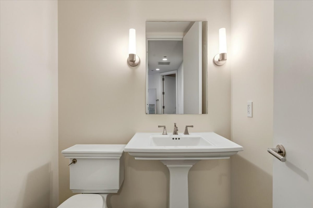 401 N Wabash Avenue Unit: 31G