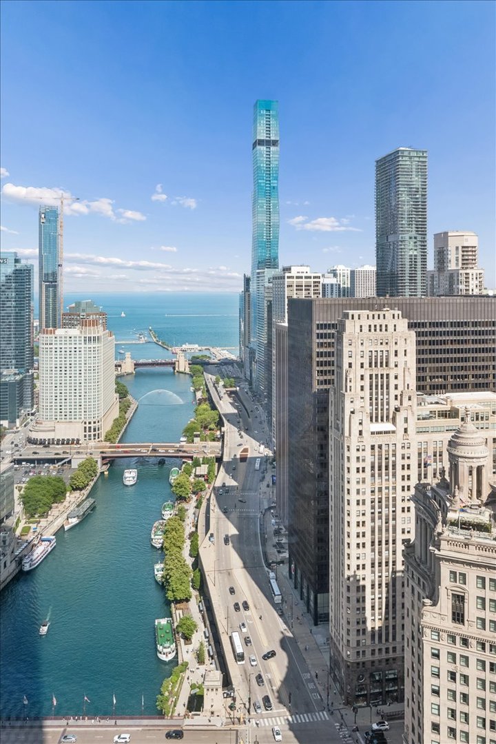 401 N Wabash Avenue Unit: 39i