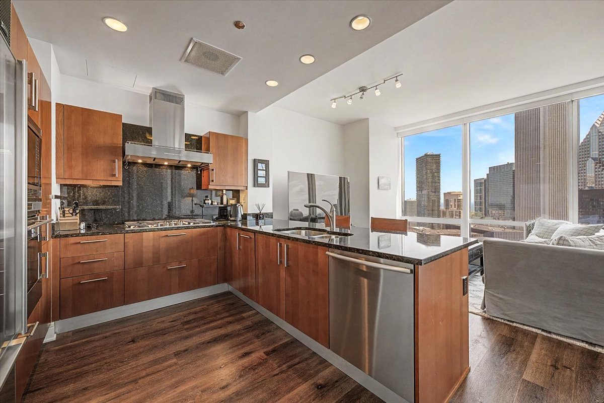 401 N Wabash Avenue Unit: 39i