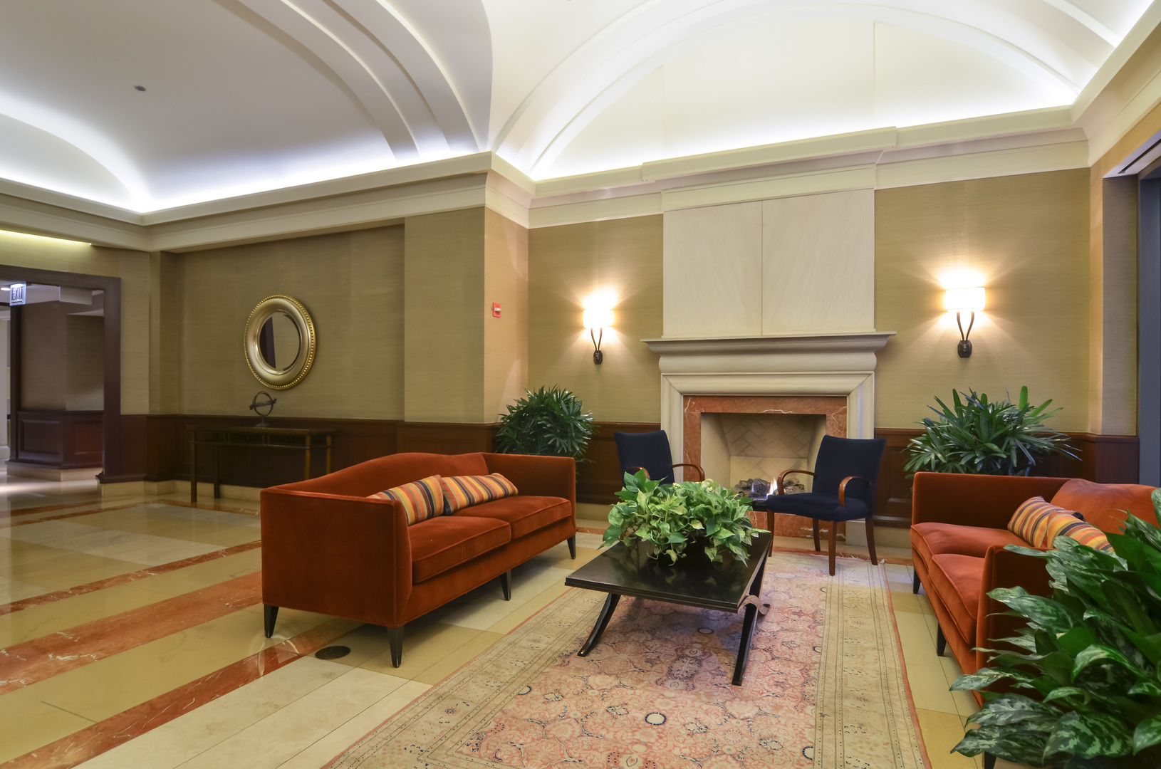 25 E SUPERIOR Street Unit: 1504