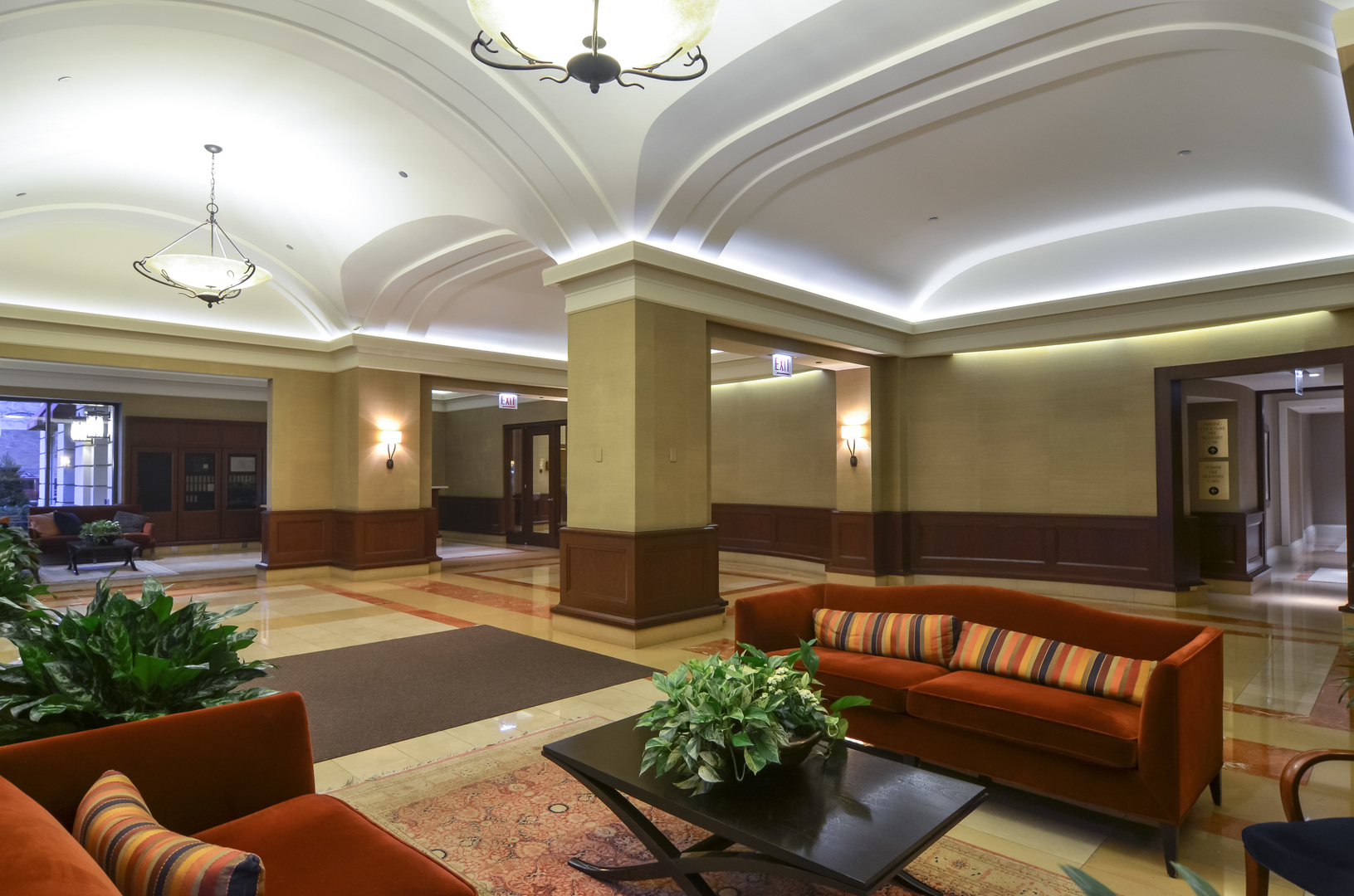 25 E SUPERIOR Street Unit: 1504