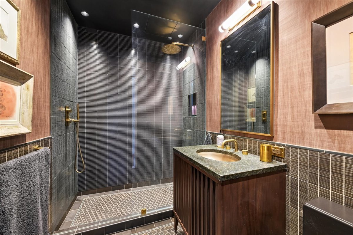 401 N Wabash Avenue Unit: 38A