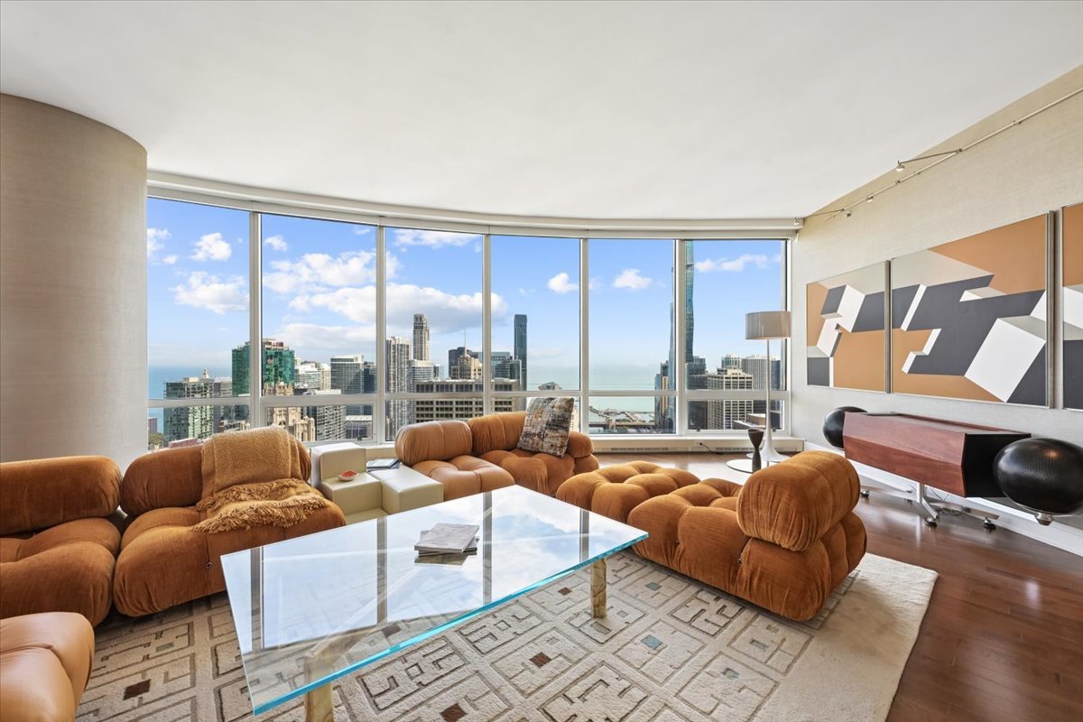 401 N Wabash Avenue Unit: 38A