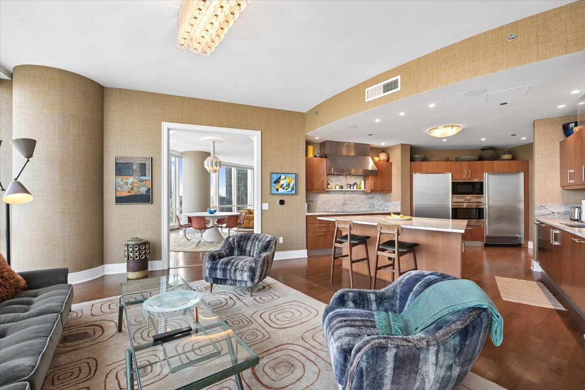 401 N Wabash Avenue Unit: 38A