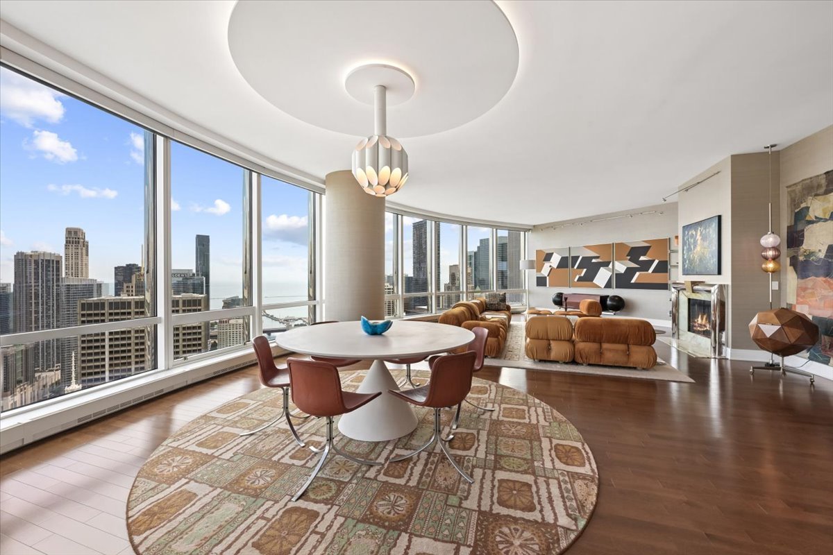 401 N Wabash Avenue Unit: 38A