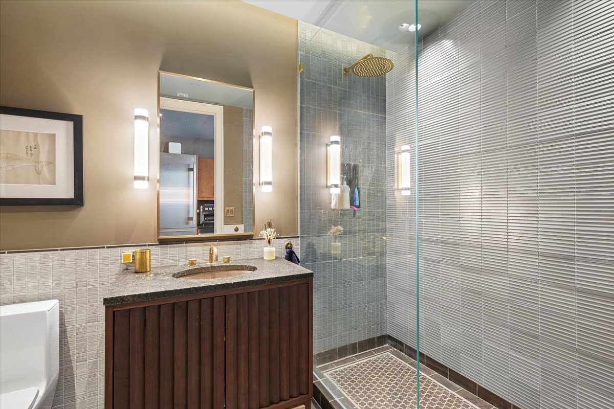 401 N Wabash Avenue Unit: 38B