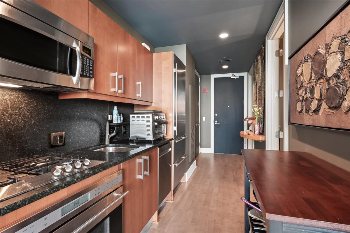 401 N Wabash Avenue Unit: 38B