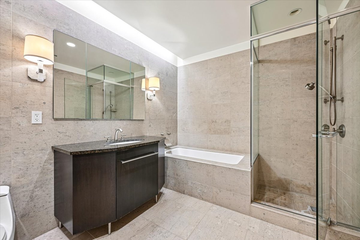 401 N Wabash Avenue Unit: 48E