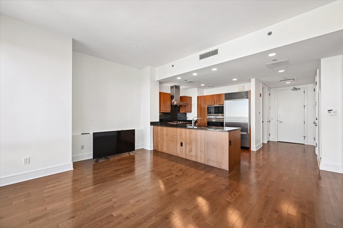 401 N Wabash Avenue Unit: 48E