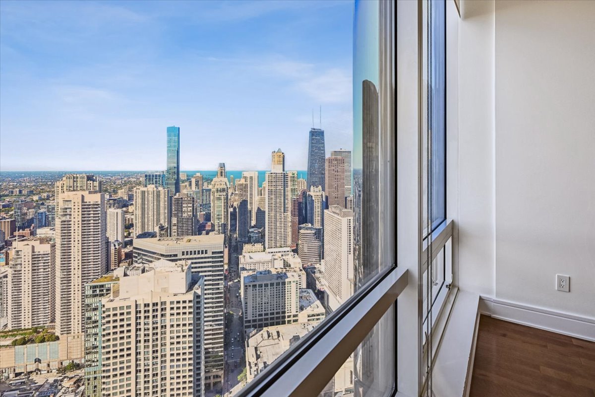 401 N Wabash Avenue Unit: 48E