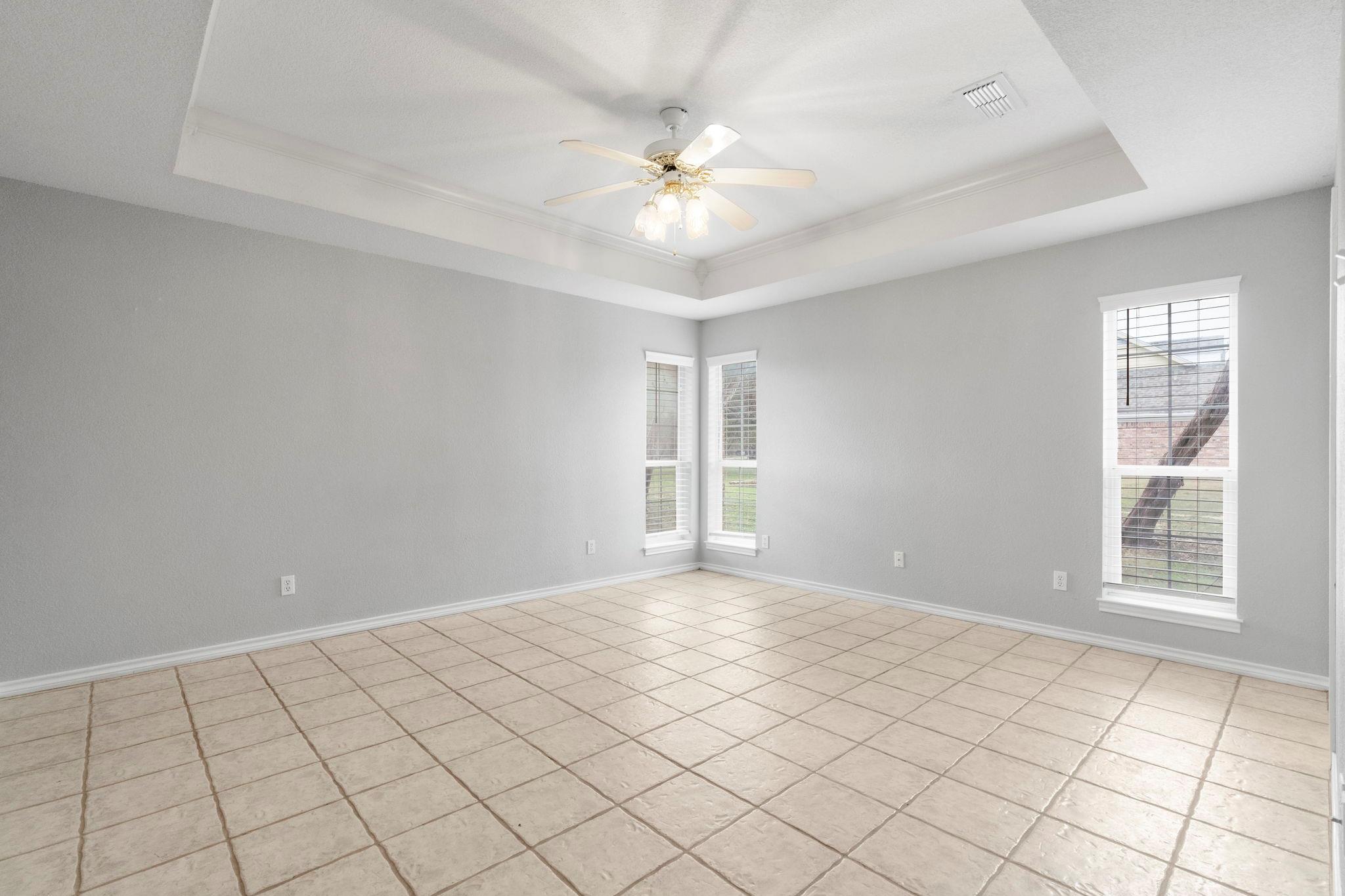 3900 Chisholm TRL