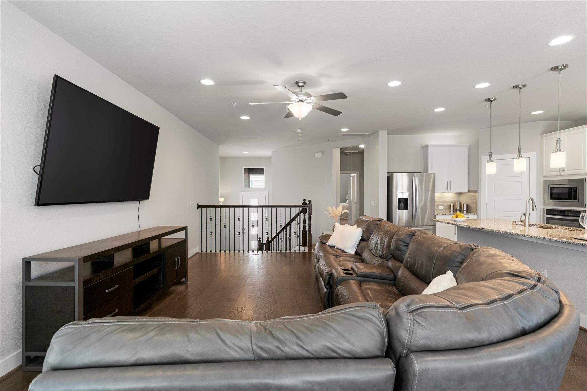 207 Bridgeford DR # 16