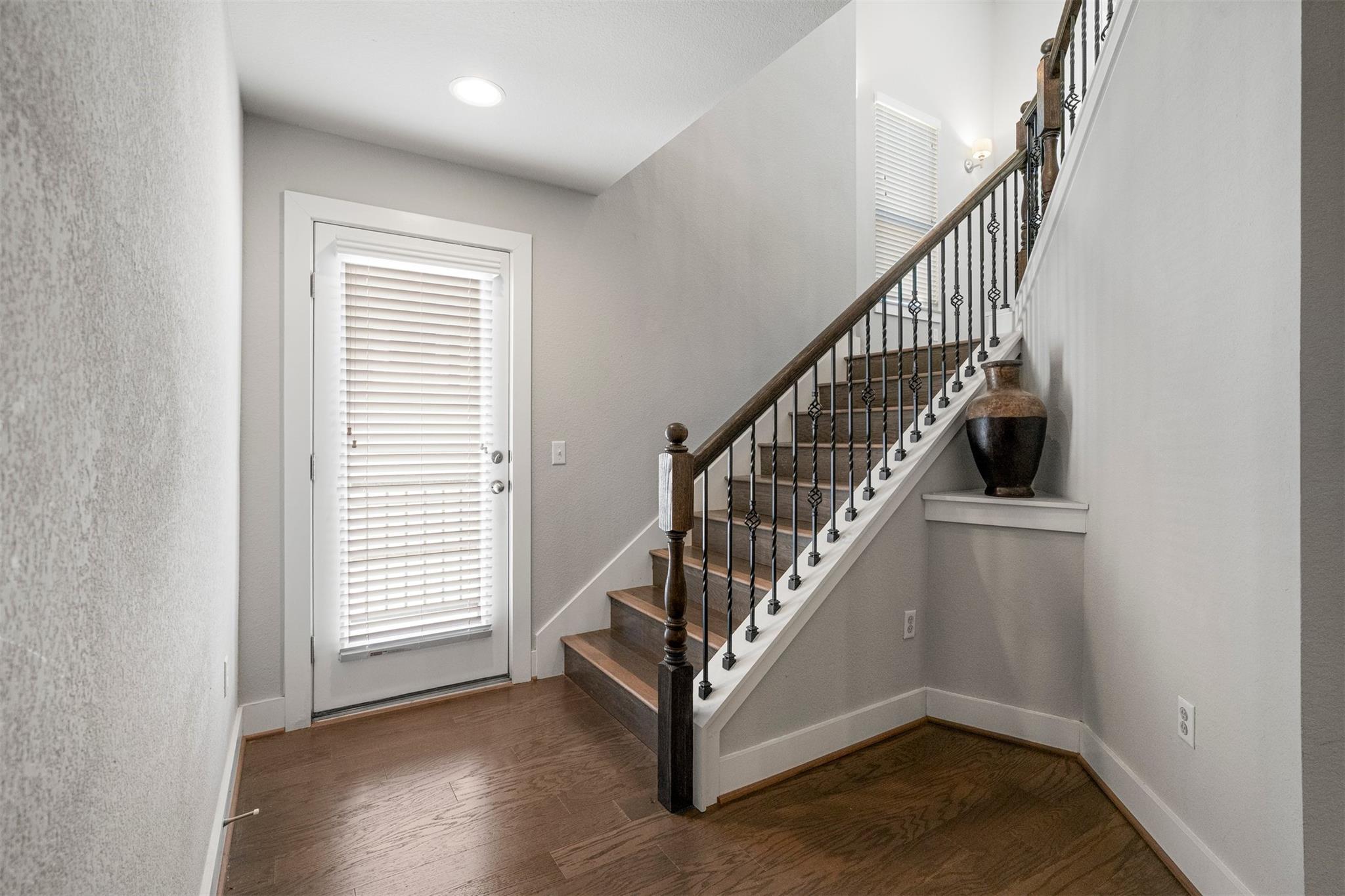 207 Bridgeford DR # 16