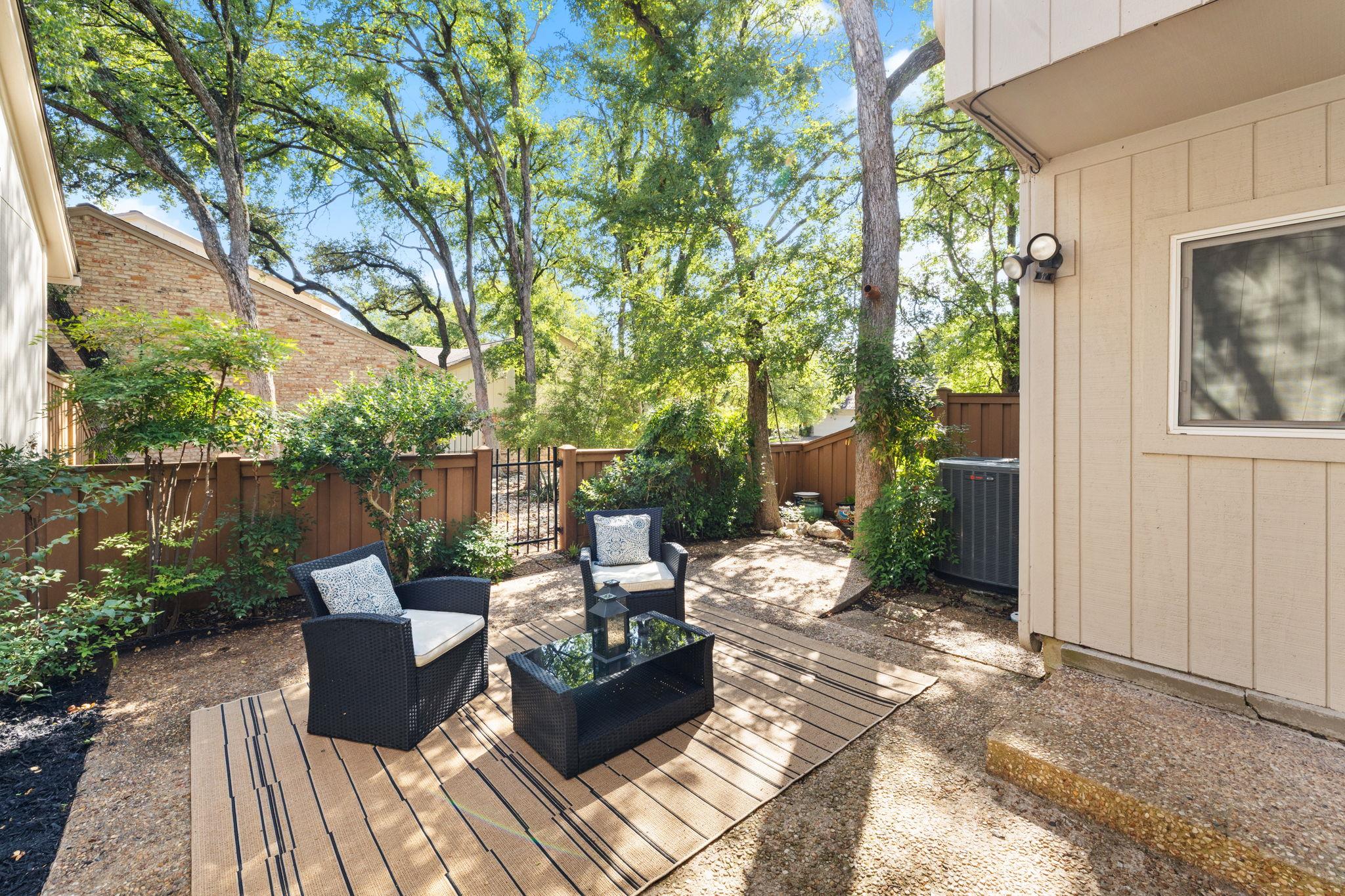 8346 Summerwood DR