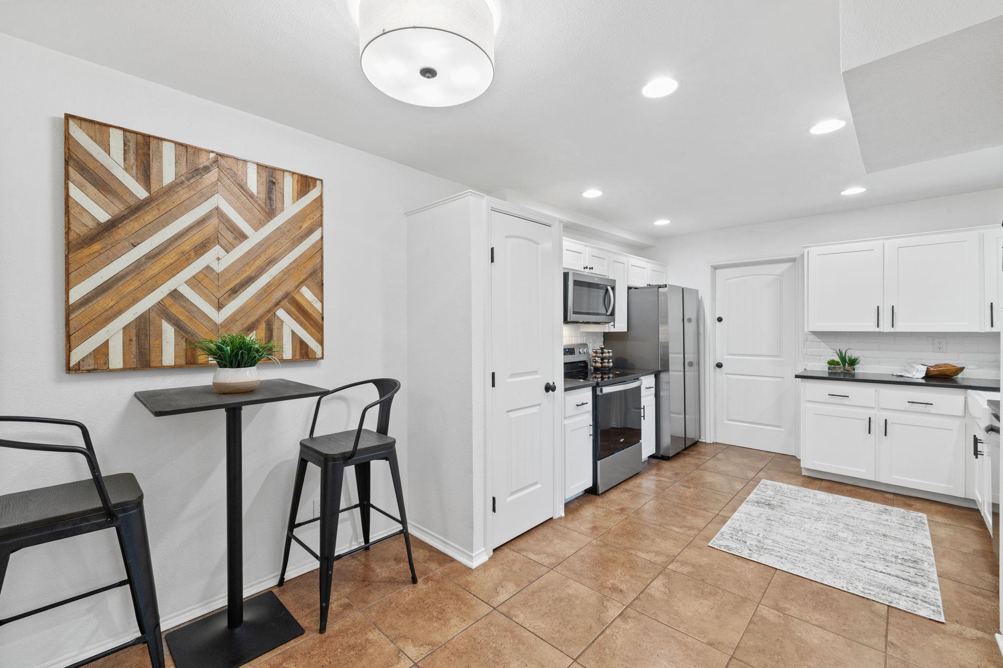 8346 Summerwood DR