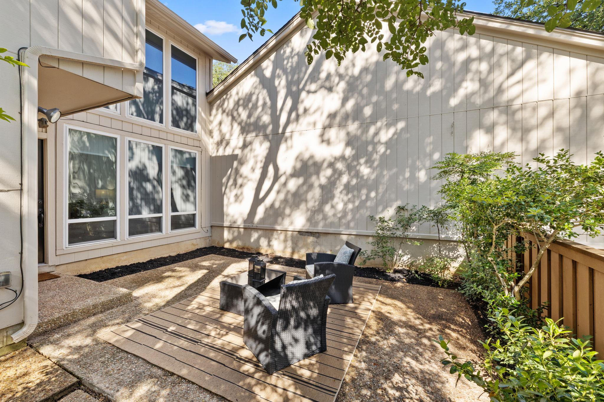 8346 Summerwood DR