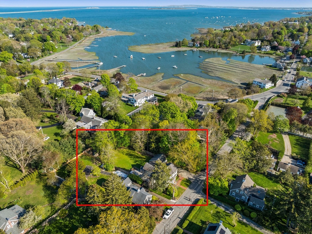 31 Cove St