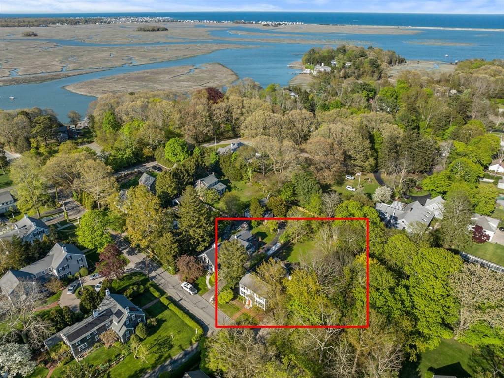 31 Cove St