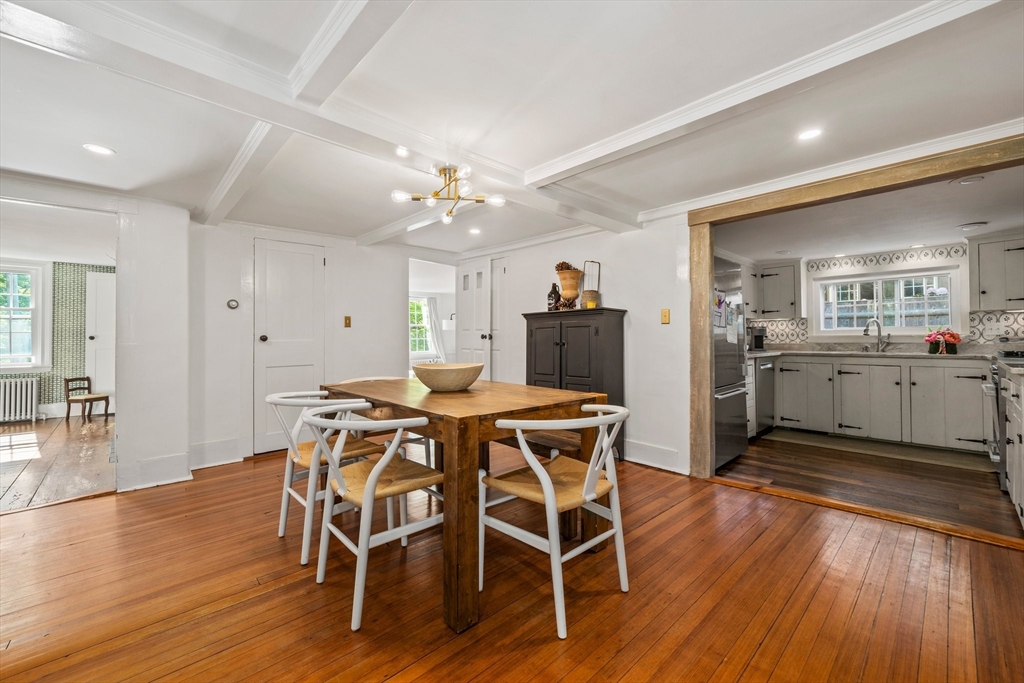 31 Cove St