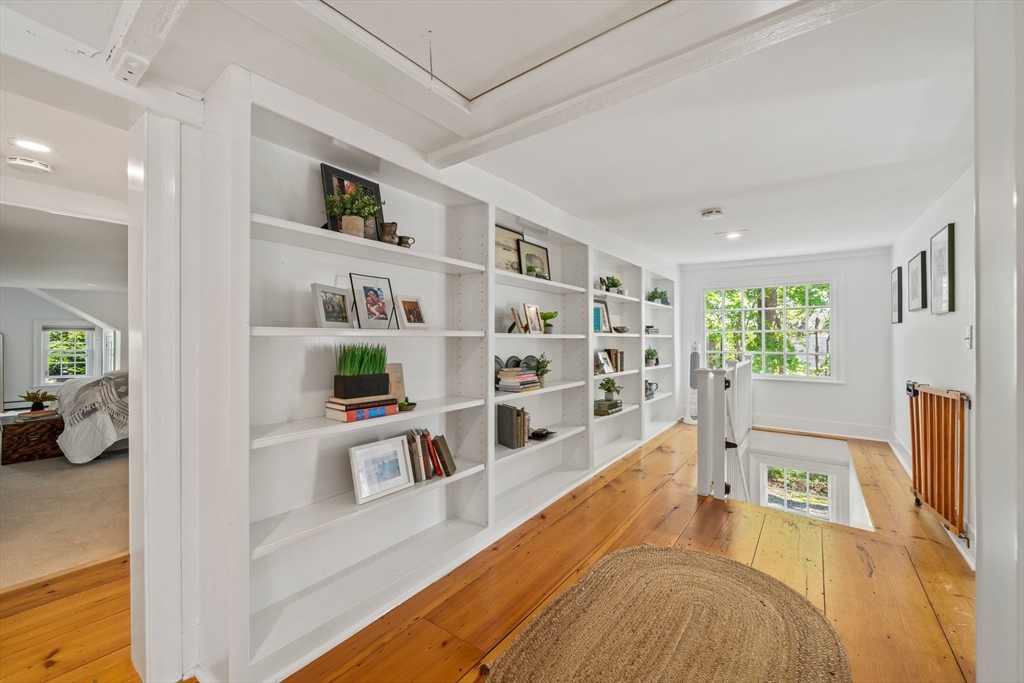 31 Cove St