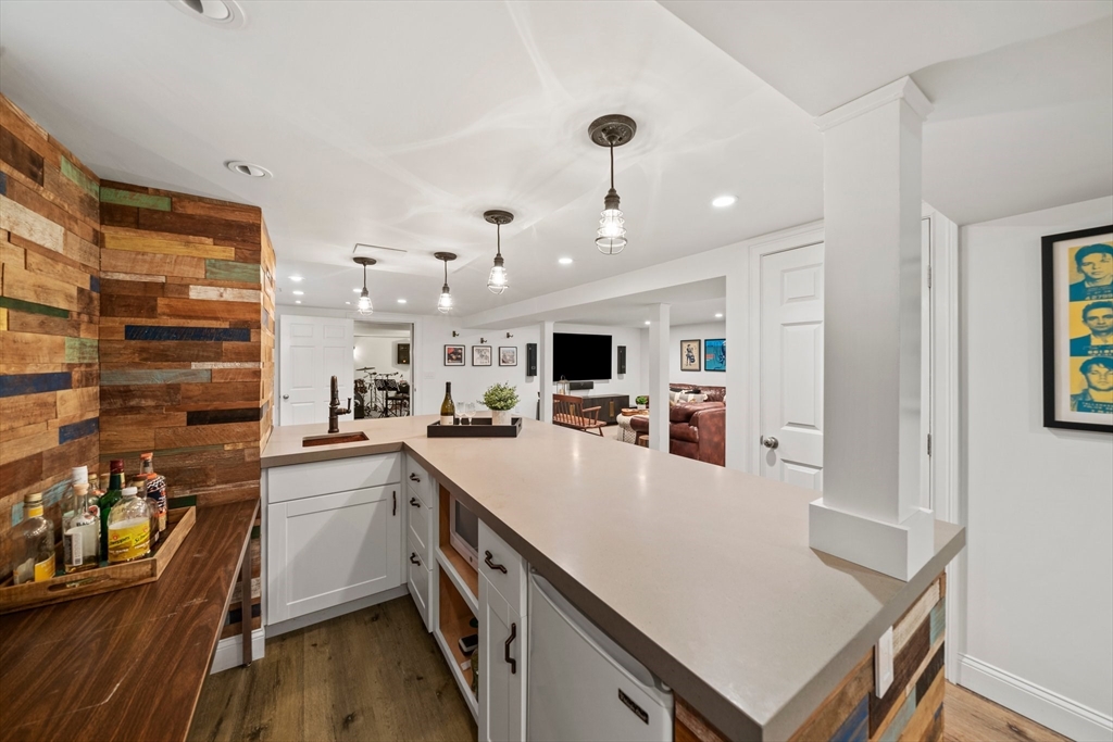 97 Island Creek Rd