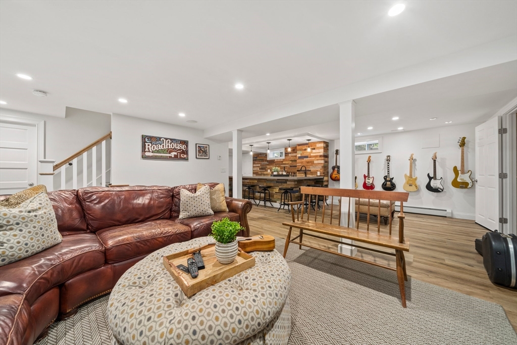 97 Island Creek Rd