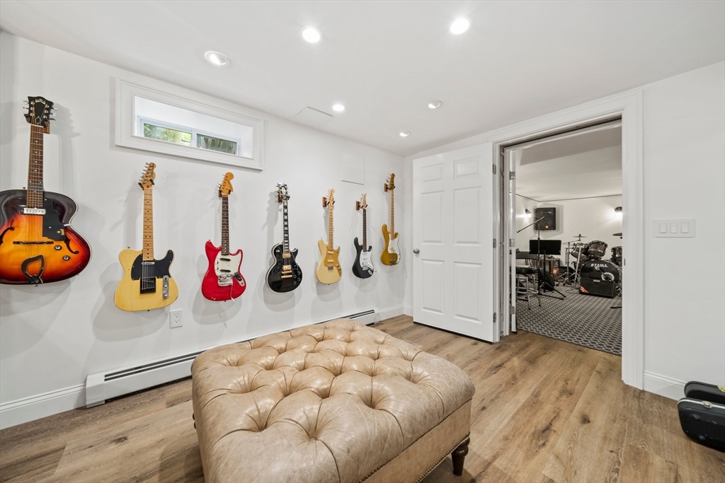 97 Island Creek Rd