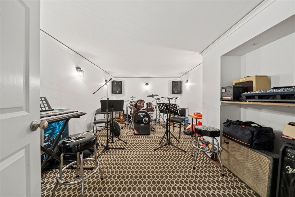 97 Island Creek Rd