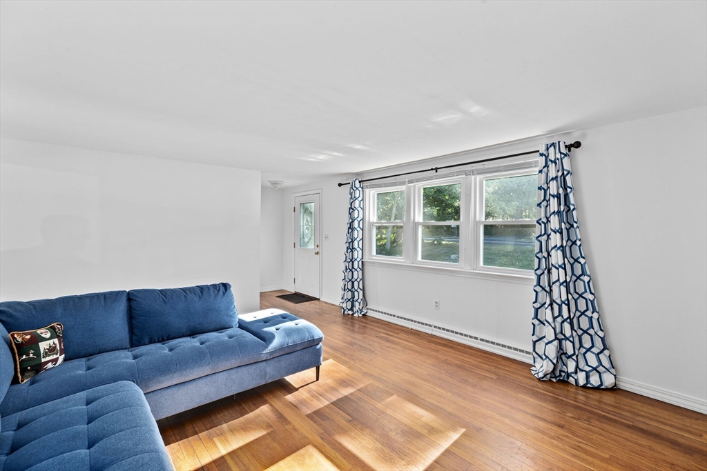 190 Rocky Hill Rd