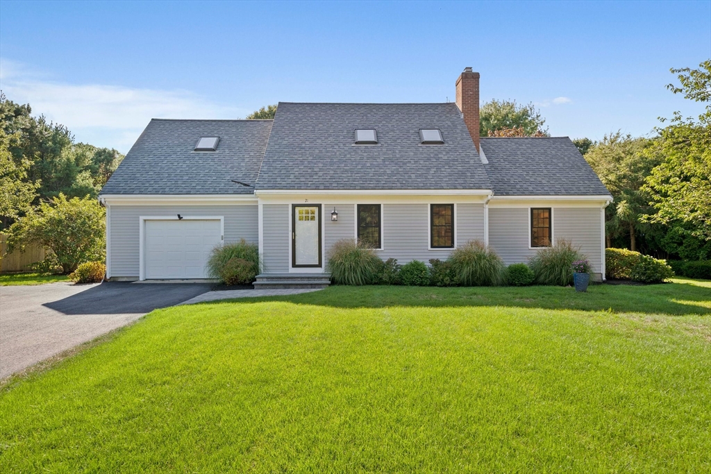 21 Minnetuxet Way