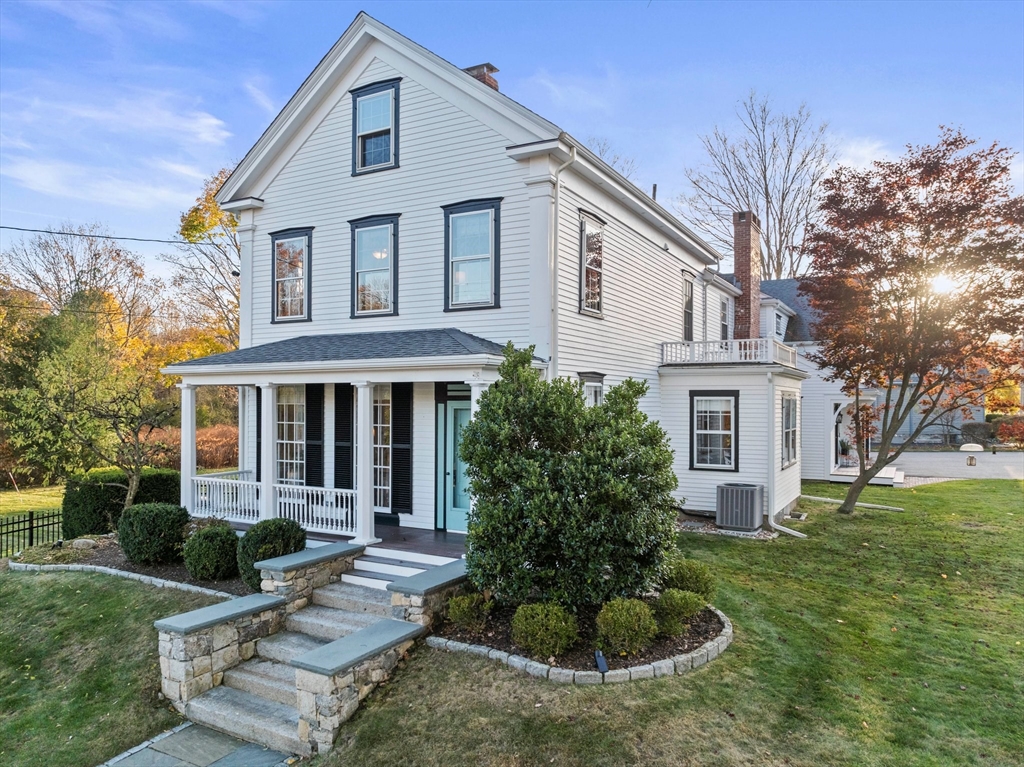117 S Main St