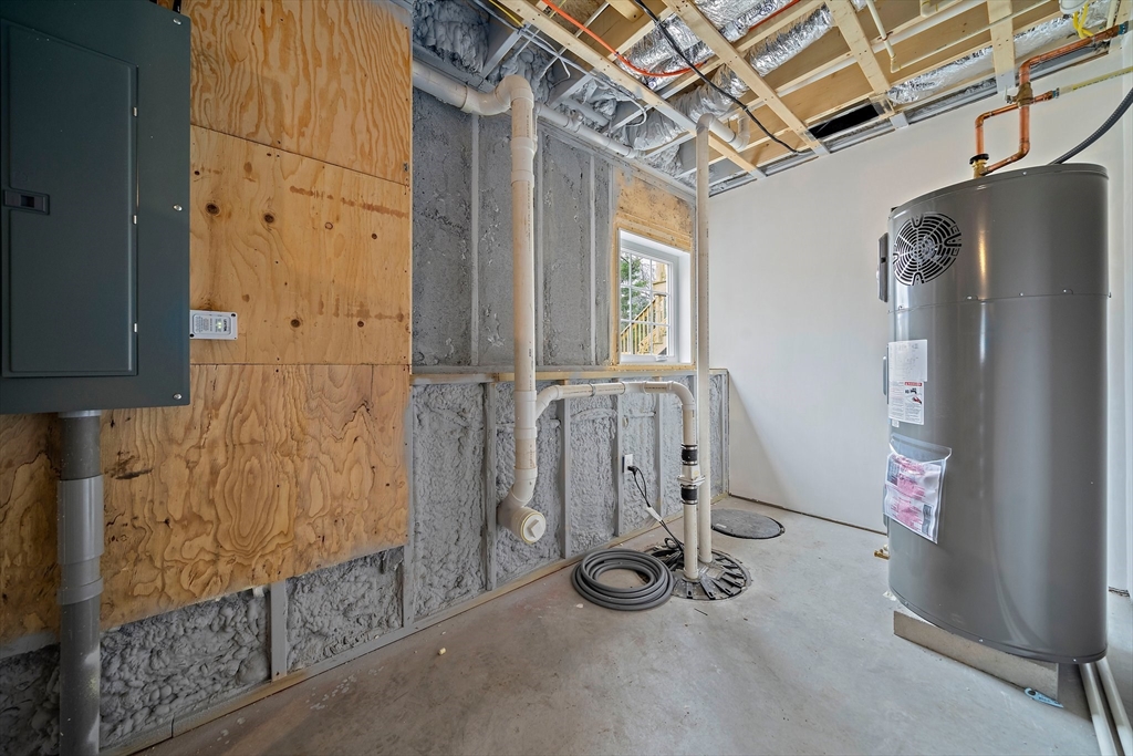 132 Old Plymouth St # A