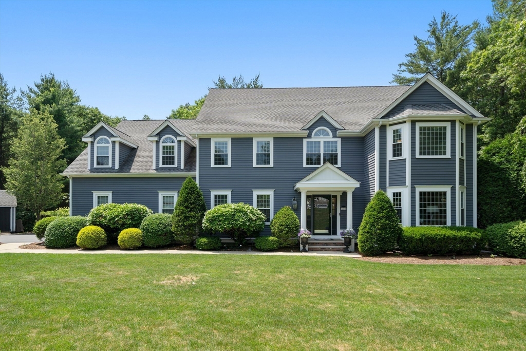 27 Rosewood Dr
