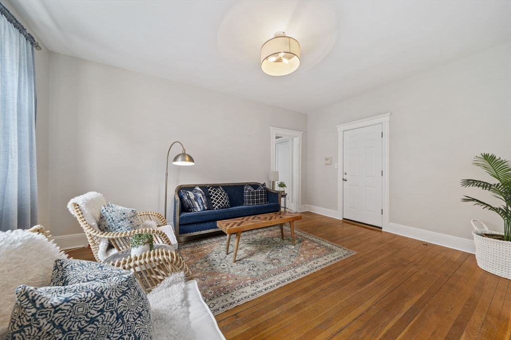 229 Kelton St # 1